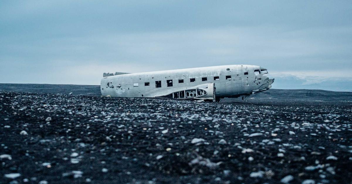 Diagram of muscle anatomy showing trigger points and fascial tissue responsible for muscle knots
